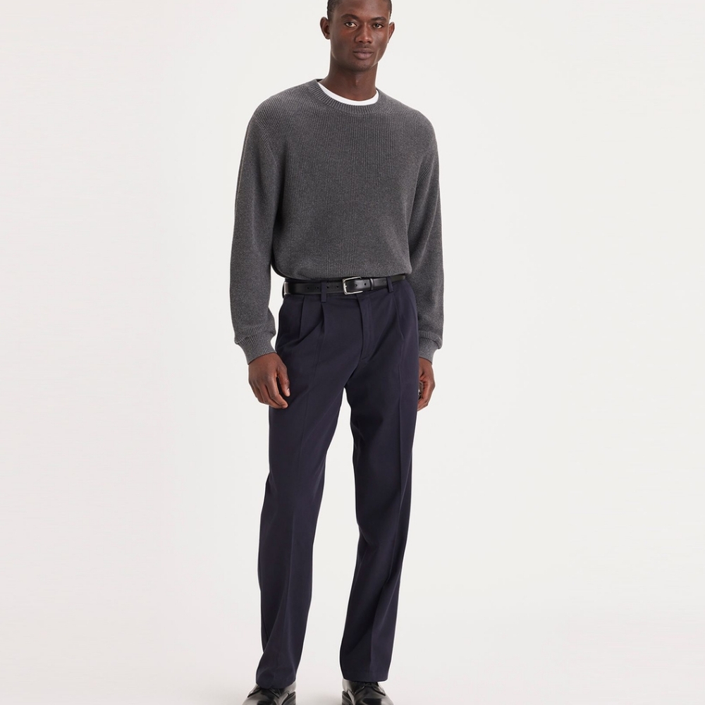 NWT Dockers Easy Khaki Cladsic Fit Pleated Wrinkle-Free Pants, Mens 36x30, Navy - Picture 14 of 16